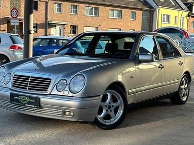 Mercedes E280