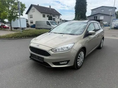 Gebraucht Ford Focus Business Edition 125 PS (91 kW) 2017 Silber Limousine