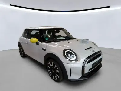 Gebraucht Mini Cooper SE 135 kW (184 PS) 2021 Silber Kleinwagen