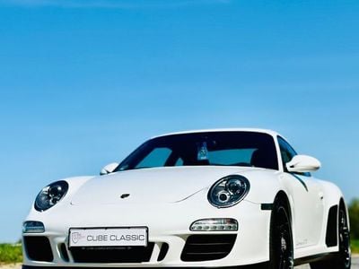 Porsche 911 Carrera GTS
