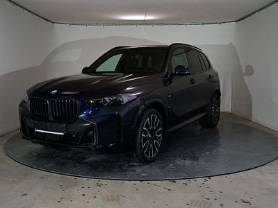 Gebraucht BMW X5 M M Sport 352 PS (258 kW) 2025 M carbonschwarz metallic SUV