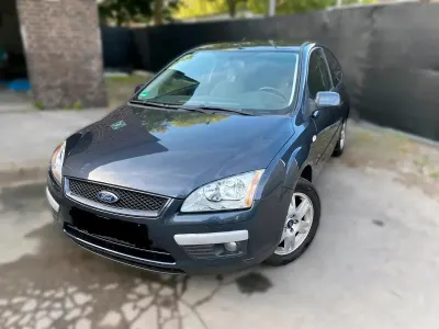 Gebraucht Ford Focus 101 PS (74 kW) 2007 Silber Limousine