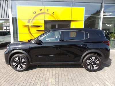 Neu Opel Frontera 145 PS (106 kW) 2025 Karbon schwarz SUV