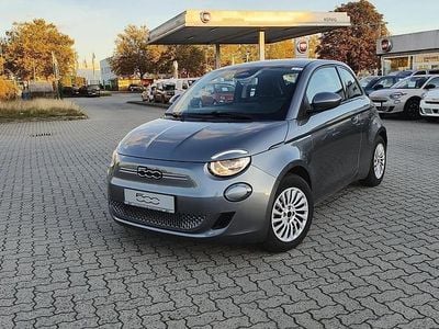 Grau Gebraucht 2023 Fiat 500e Kleinwagen | 17.999 € (Superpreis)