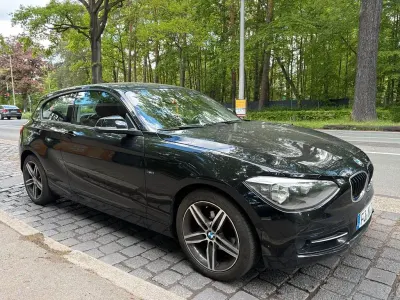 Gebraucht BMW 116 Sport Line 136 PS (100 kW) 2013 Schwarz Kleinwagen