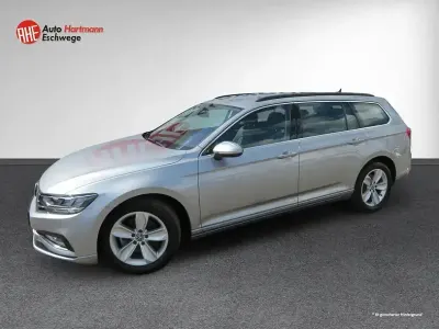 Gebraucht VW Passat Business 200 PS (147 kW) 2024 Pyritsilber (metallic) Kombi