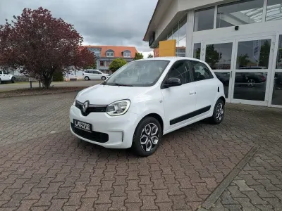 Używany Renault Twingo Equilibre 65 KM (47 kW) 2023 Biały Hatchback