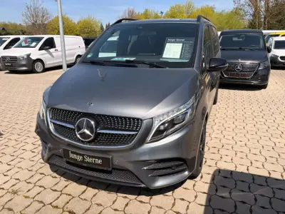 Usata Mercedes V300 Avantgarde Edition 239 CV (175 kW) 2020 Grigio Monovolume