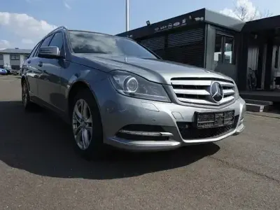 Second-hand Mercedes C220 Avantgarde 170 CP (125 kW) 2012 Argintiu Break
