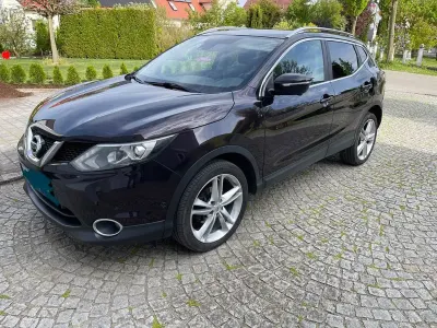 Gebraucht Nissan Qashqai Tekna 110 PS (80 kW) 2014 Schwarz SUV