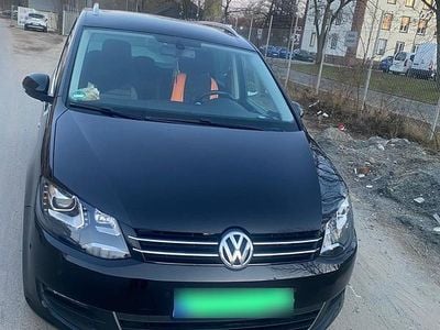 Gebraucht VW Sharan 140 PS (102 kW) 2014 Schwarz Van / Kleinbus