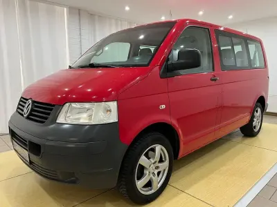 Gebraucht VW Caravelle 84 PS (61 kW) 2009 Rot Van