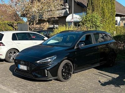 Gebraucht Hyundai i30 N Line 140 PS (102 kW) 2024 Schwarz Kombi