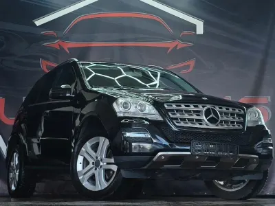 Brugt Mercedes ML350 231 HK (169 kW) 2010 Sort SUV