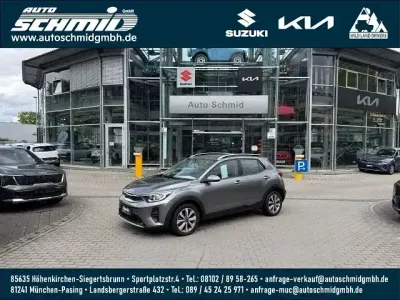 Usado Kia Stonic Vision 101 CV (74 kW) 2025 Gris SUV