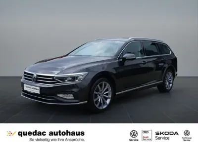 Usata VW Passat Elegance 150 CV (110 kW) 2021 Grigio Station wagon