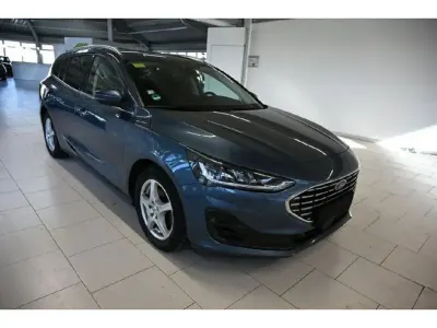 Gebraucht Ford Focus Titanium X 116 PS (85 kW) 2023 Chrome blue (metallic) Kombi