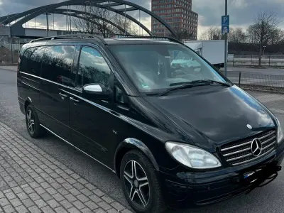 Gebraucht Mercedes Viano 204 PS (150 kW) 2010 Schwarz Van / Kleinbus