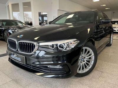 Gebraucht BMW 520 Sport Line 190 PS (139 kW) 2018 Black sapphire metallic Kombi