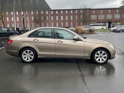 Usata Mercedes C220 170 CV (125 kW) 2008 Oro Berlina