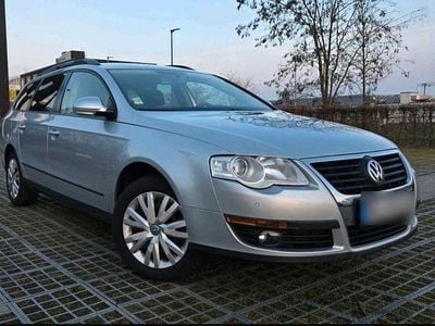 Gebraucht VW Passat Highline 141 PS (103 kW) 2010 Grau Kombi