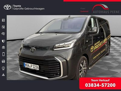 Gebraucht Toyota Proace Verso Club 177 PS (130 kW) 2024 Titanium grey Kombi