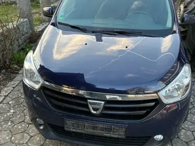 Gebraucht Dacia Lodgy Acces 102 PS (75 kW) 2016 Blau Van / Kleinbus