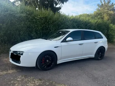 Gebraucht Alfa Romeo 159 Ti 185 PS (136 kW) 2009 Weiß Kombi
