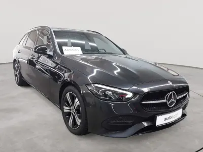 Gebraucht Mercedes C200 Avantgarde 163 PS (119 kW) 2023 Graphitgrau metallic Kombi