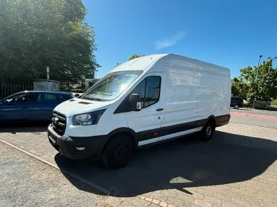 Używany Ford Transit 131 KM (96 kW) 2022 Biały Minivan