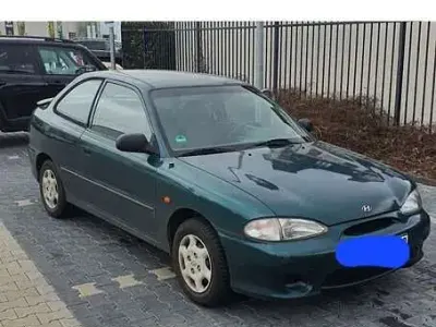 Gebraucht Hyundai Accent 75 PS (55 kW) 1999 Grün Limousine