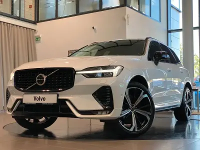 Gebraucht Volvo XC60 Plus 197 PS (144 kW) 2024 Weiß SUV