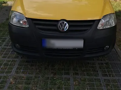Gebraucht VW Fox 44 PS (32 kW) 2011 Gelb Kleinwagen