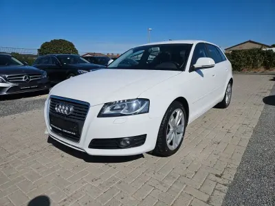 Gebraucht Audi A3 Sportback Ambition 140 PS (102 kW) 2010 Weiß Kleinwagen