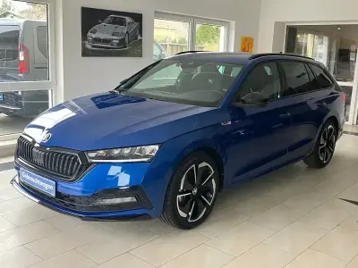 Gebraucht Skoda Octavia SportLine 150 PS (110 kW) 2024 Race blue (metallic) Kombi