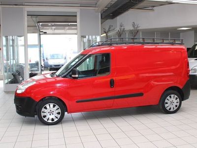 Rot Gebraucht 2010 Fiat Doblò Van / Kleinbus | 8.900 €
