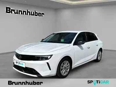 Gebraucht Opel Astra Elegance 131 PS (96 kW) 2023 Weiß Kleinwagen