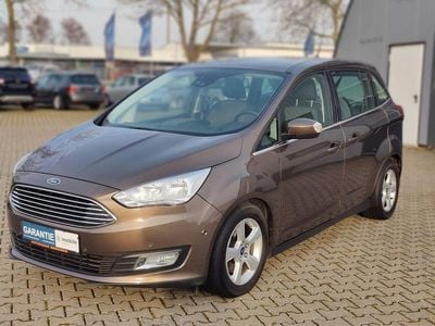 Gebraucht Ford Grand C-Max Titanium 120 PS (88 kW) 2015 Braun Van / Kleinbus