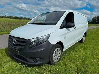 Gebraucht Mercedes Vito 114 PS (83 kW) 2016 Weiß Van