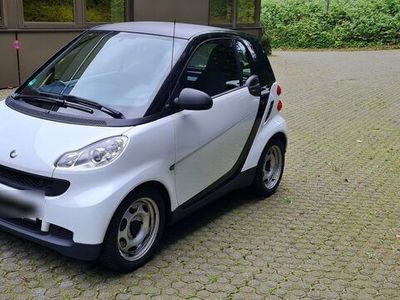 gebraucht Smart ForTwo Coupé 1.0 45kW mhd white limited whit...