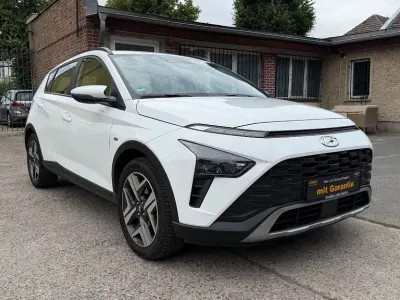 Gebraucht Hyundai Bayon Intro Edition 101 PS (74 kW) 2022 Weiß SUV