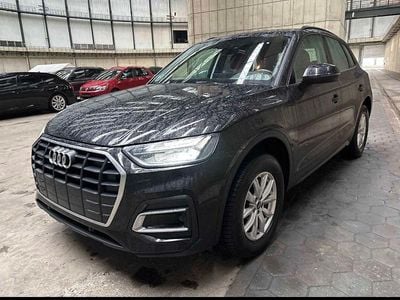 Gebraucht Audi Q5 Basis 204 PS (150 kW) 2020 Schwarz SUV