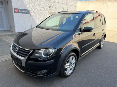 Used VW Touran Cross 140 HP (102 kW) 2008 Black Minivan