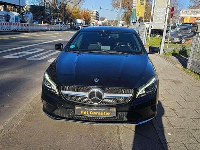 Gebraucht Mercedes CLA220 Shooting Brake Urban 177 PS (130 kW) 2018 Saphira Kombi