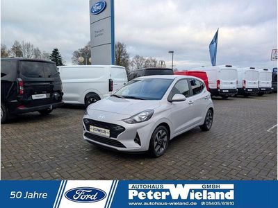 Neu Hyundai i10 Advanced 84 PS (61 kW) 2025 Grau Kleinwagen