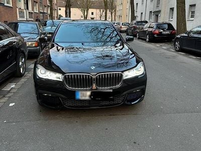 Second-hand BMW 730 265 CP (194 kW) 2016 Negru Berlinǎ