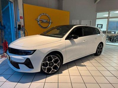 Weiß Gebraucht 2024 Opel Astra Ultimate Kombi | 26.690 € (Fairer Preis)