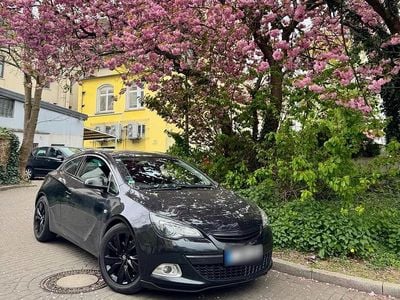 Usata Opel Astra GTC 165 CV (121 kW) 2012 Nero Berlina