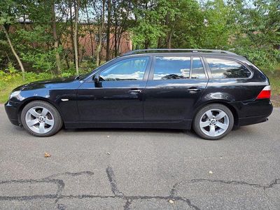 BMW 523