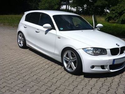 gebraucht BMW 118 d M Paket Navi Xenon Weiß Leder